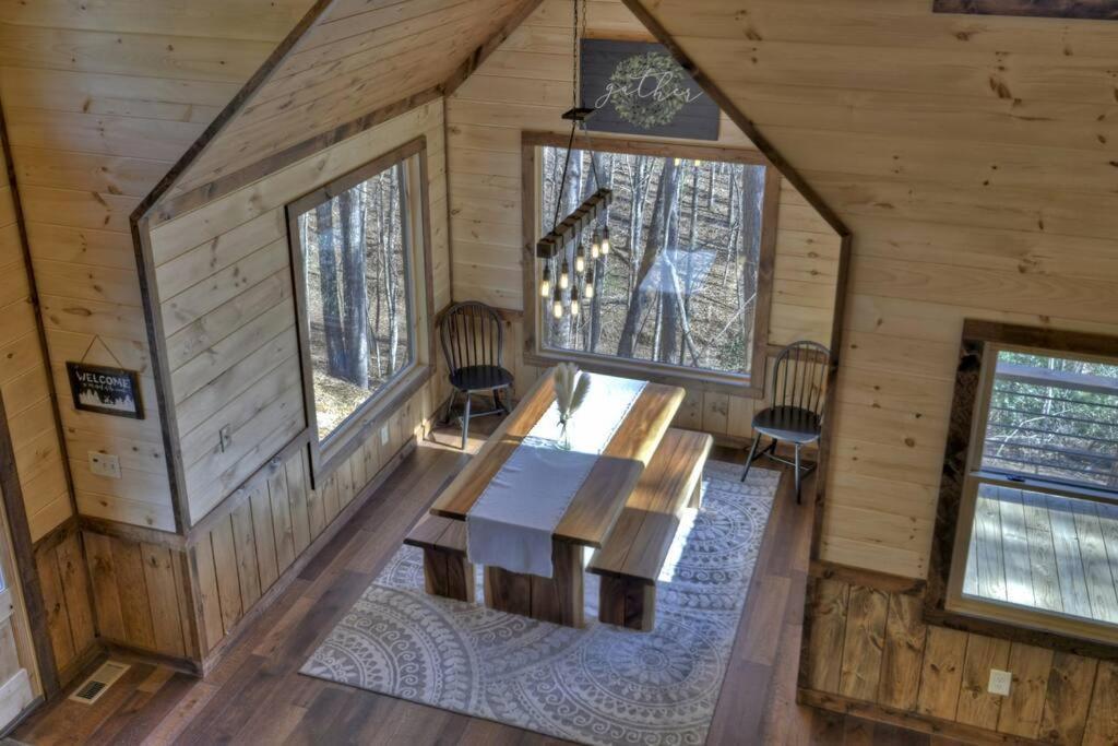 فيلا Rosewood Retreat - Hot Tub Fire Pit Pool Table بلو ريدج المظهر الخارجي الصورة